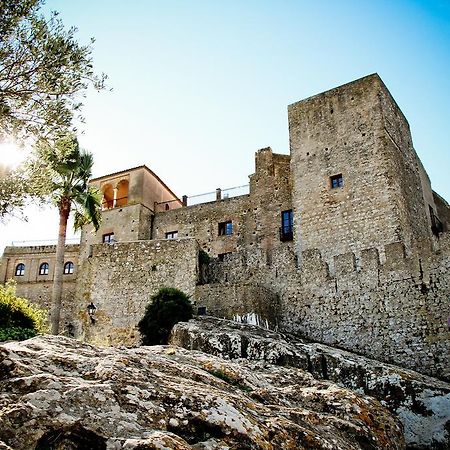 Hotel Tugasa Castillo De Castellar Castellar de la Frontera Exteriör bild